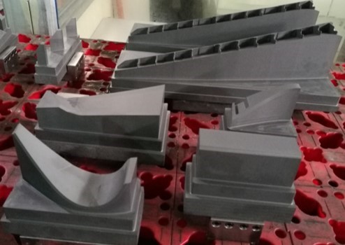 數控雕銑機,模具雕銑機,立式加工中心,石墨雕銑機-凱博數控